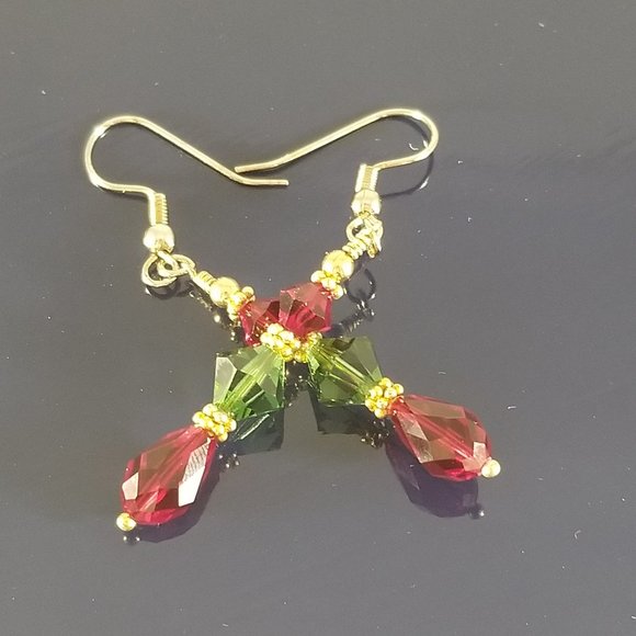 ***SOLD*** Red and Green Swarovski & Sterling Earrings - Picture 6 of 11